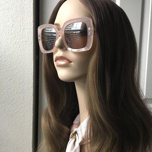 ⬇️ Oversized Tan Square Frame Fashion Sunglasses